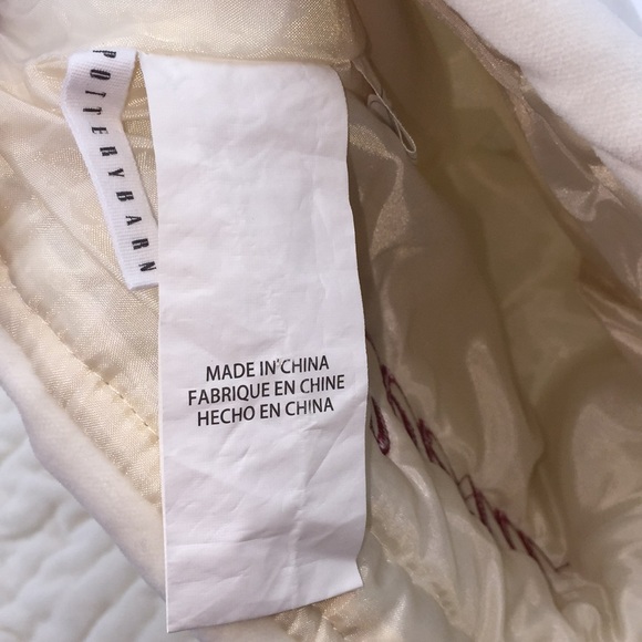 Pottery Barn Velvet Christmas Stocking Monogrammed Leera - Picture 5 of 12